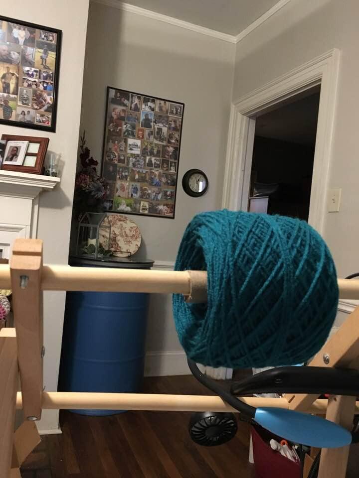 Knit Picks Yarn Ball Winder customer photo 2