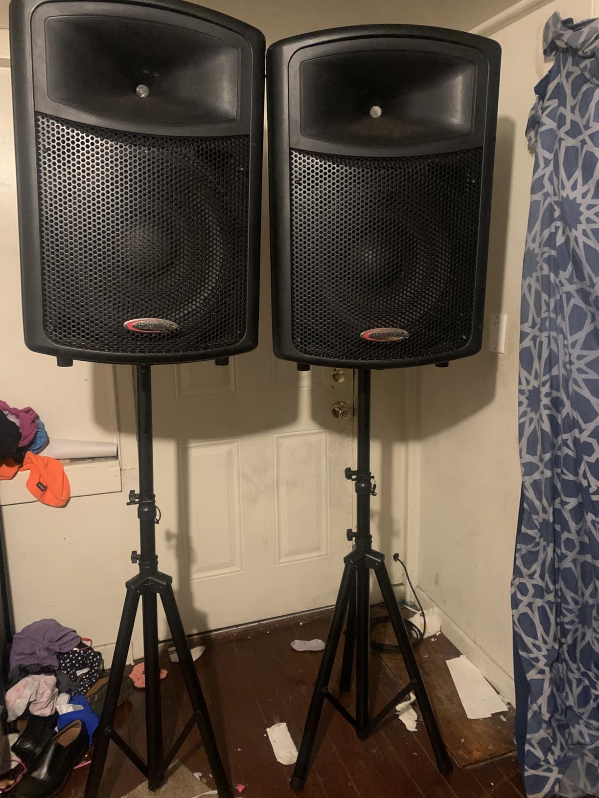 Rockville RVES1 Pair Adjustable Tripod PA Speaker Stands with Carry Bag customer photo 1