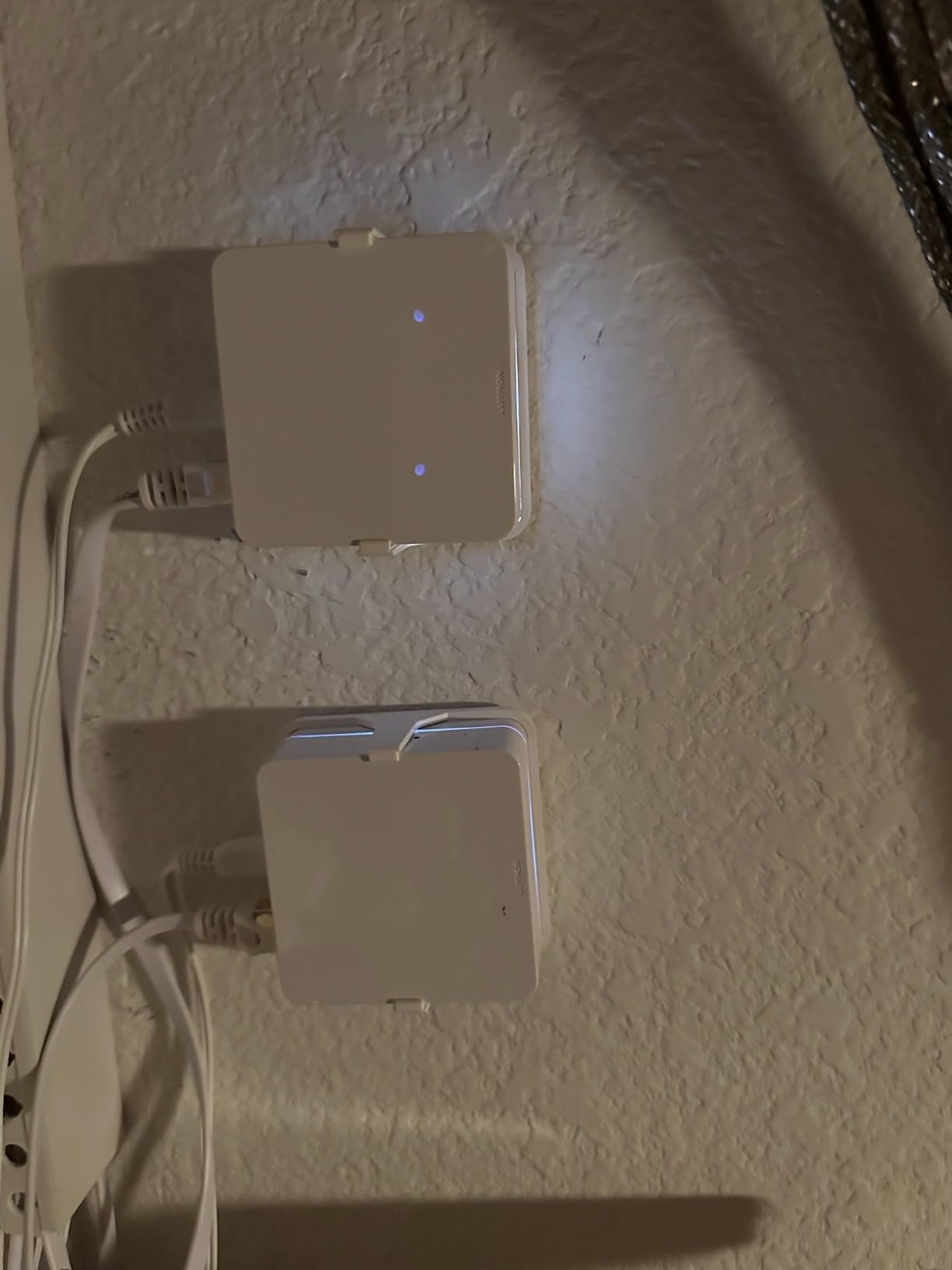 Lutron Caseta Smart Hub Compatible with Alexa, Apple, Google Home, & More | Smart Hub has ultra reliable connection, doesn't rely on WiFi; connect to Alexa, Apple Home, Google Home, L-BDG2-WH, White customer photo 2