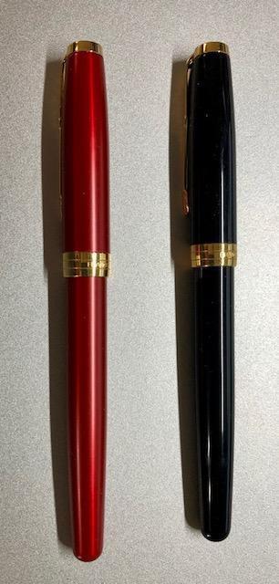 Parker Sonnet Fountain Pen Black Lacquer with Gold Trim Medium Nib (1931495) customer photo 1