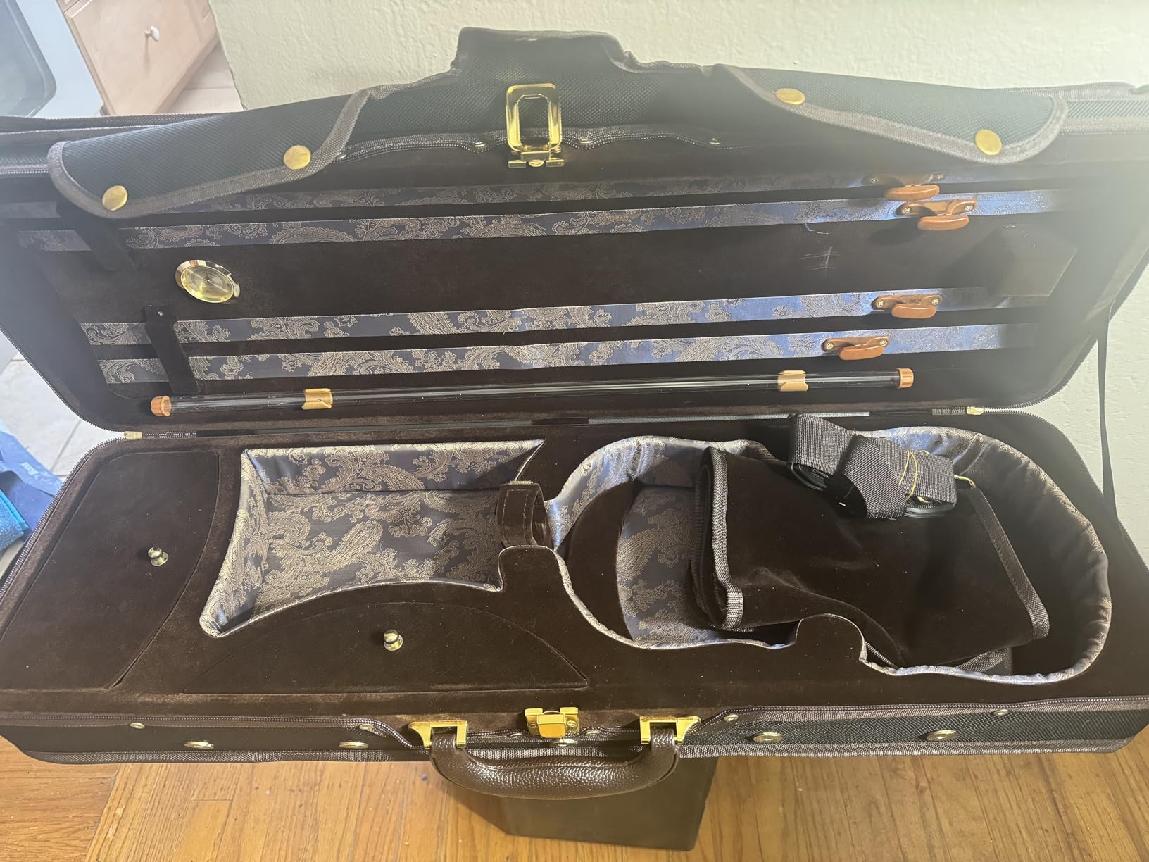 Paititi PTVNQF28 4/4 Full Size Professional Oblong Shape Lightweight Violin Hard Case, Black/Brown customer photo 2