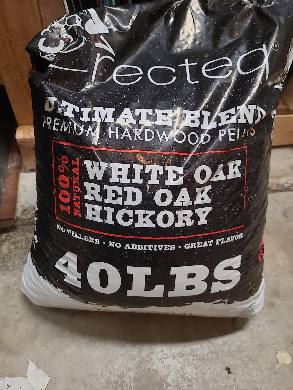 recteq Ultimate Premium Hardwood Grilling Cooking Pellet Barbecue BBQ Grill Smoker Blend with Red Oak, White Oak, Hickory Wood Pellets for Smokers, 40 Pound Bag customer photo 2