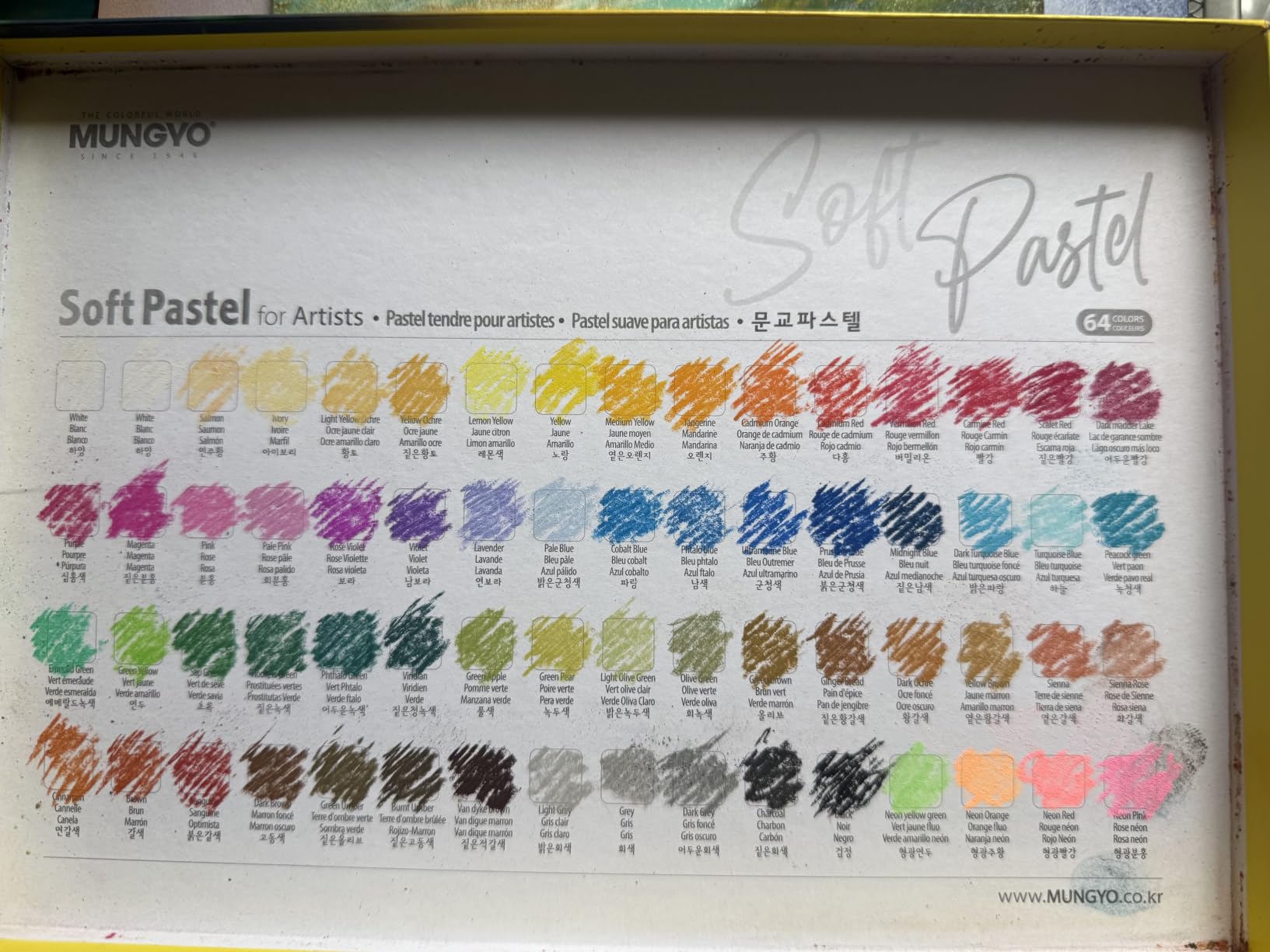 MUNGYO Soft Pastel Set – 64 Vibrant Colors for Artists | Smooth & Blendable | Square Shape customer photo 1