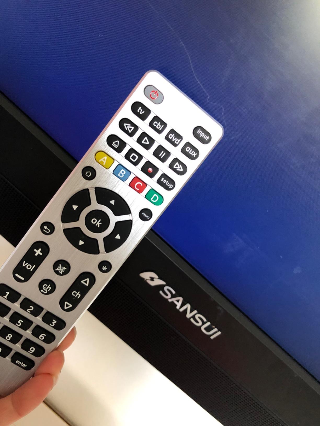 GE Universal Remote Control for Samsung LG RokuTV Vizio Sony Philips Sharp | RCA Sanyo Element Smart TVs Soundbars Streaming Players Blu-Ray and More, 4-Device 33709 customer photo 1