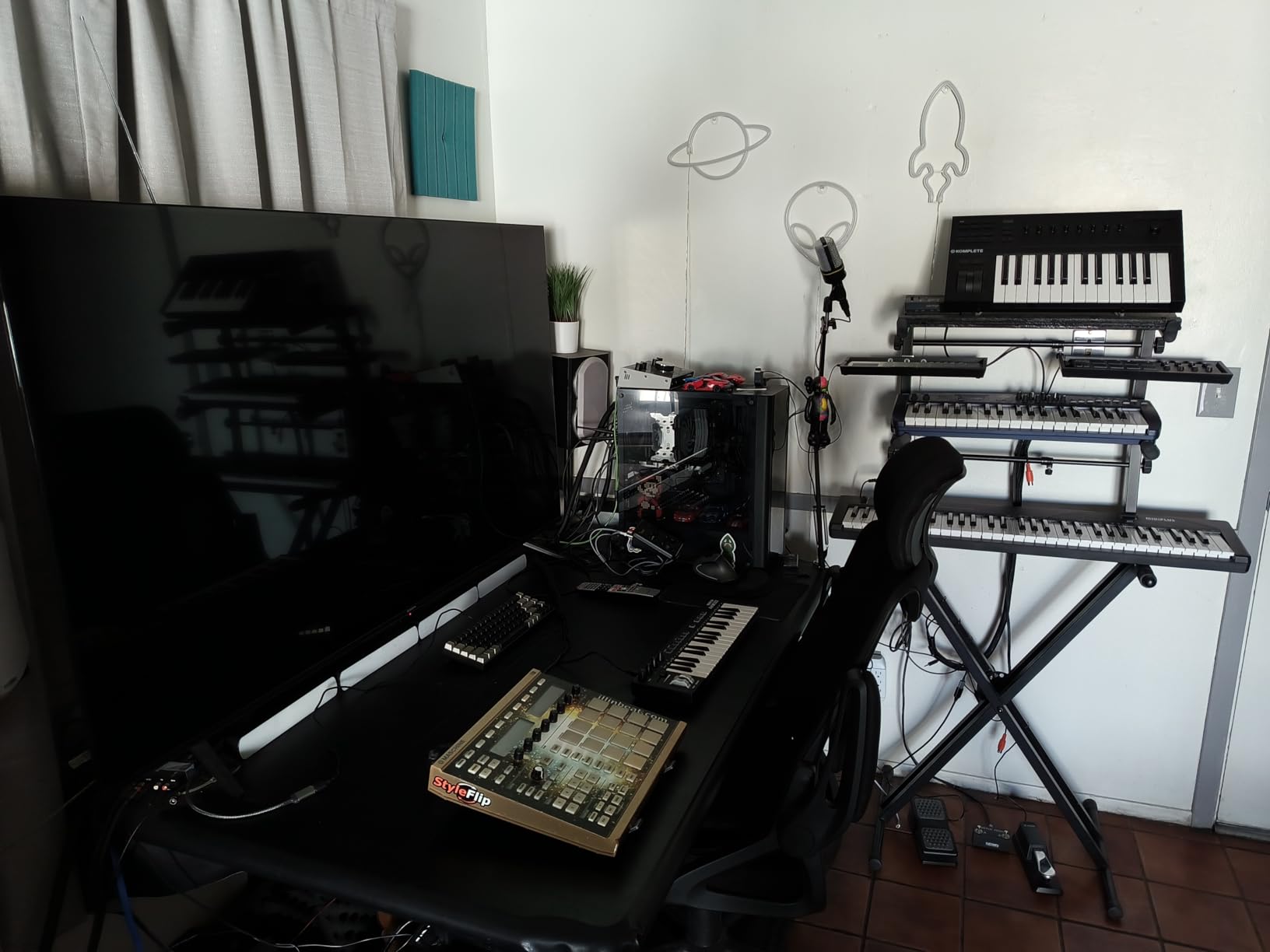 midiplus AK490+ semi-weighted USB MIDI keyboard controller customer photo 2
