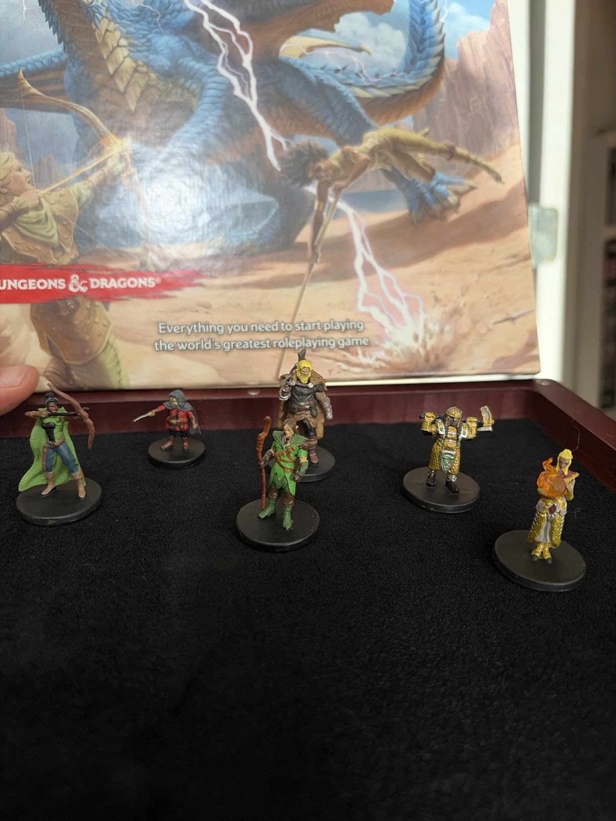 WizKids D&D Icons of the Realms Starter Set, Featuring 5 Returning Figures and 1 New Hero, Gold Color, Fantasy Theme customer photo 2