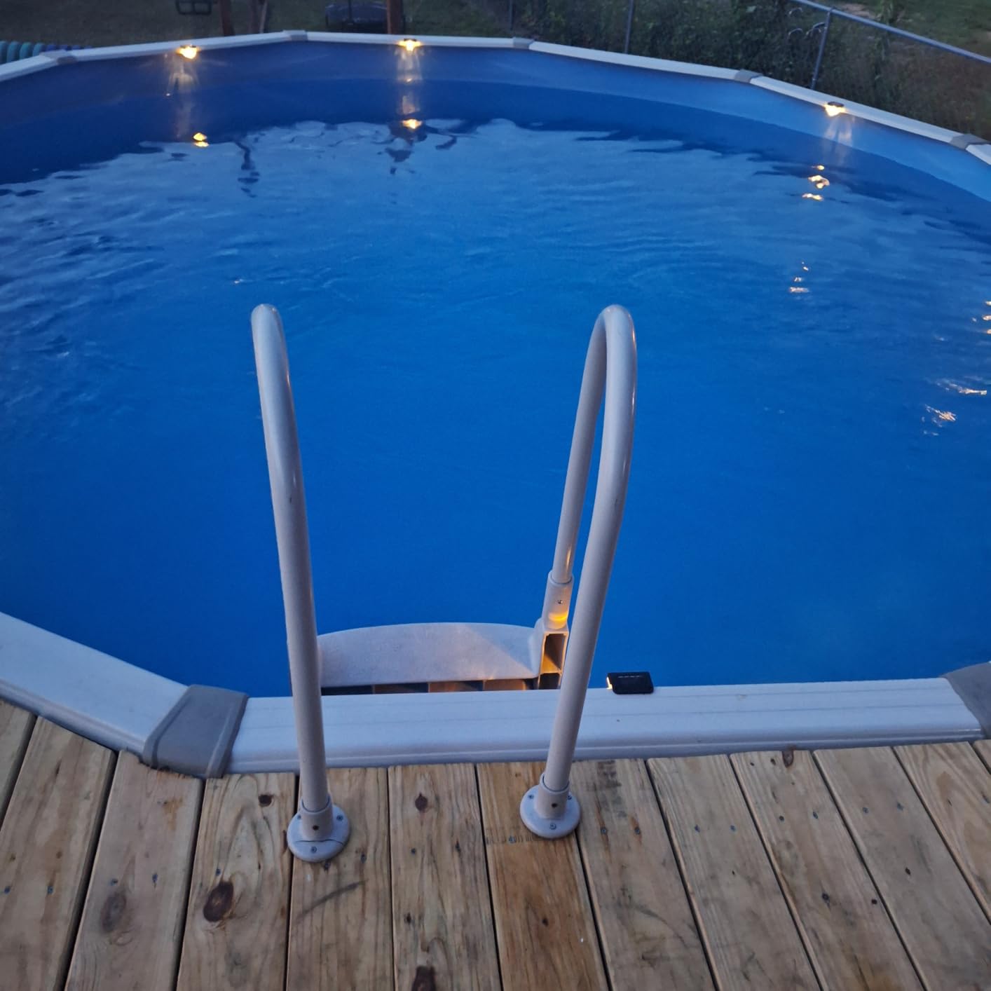 Aquarian Phoenix Round Above Ground Swimming Pool, 18' x 52 customer photo 1