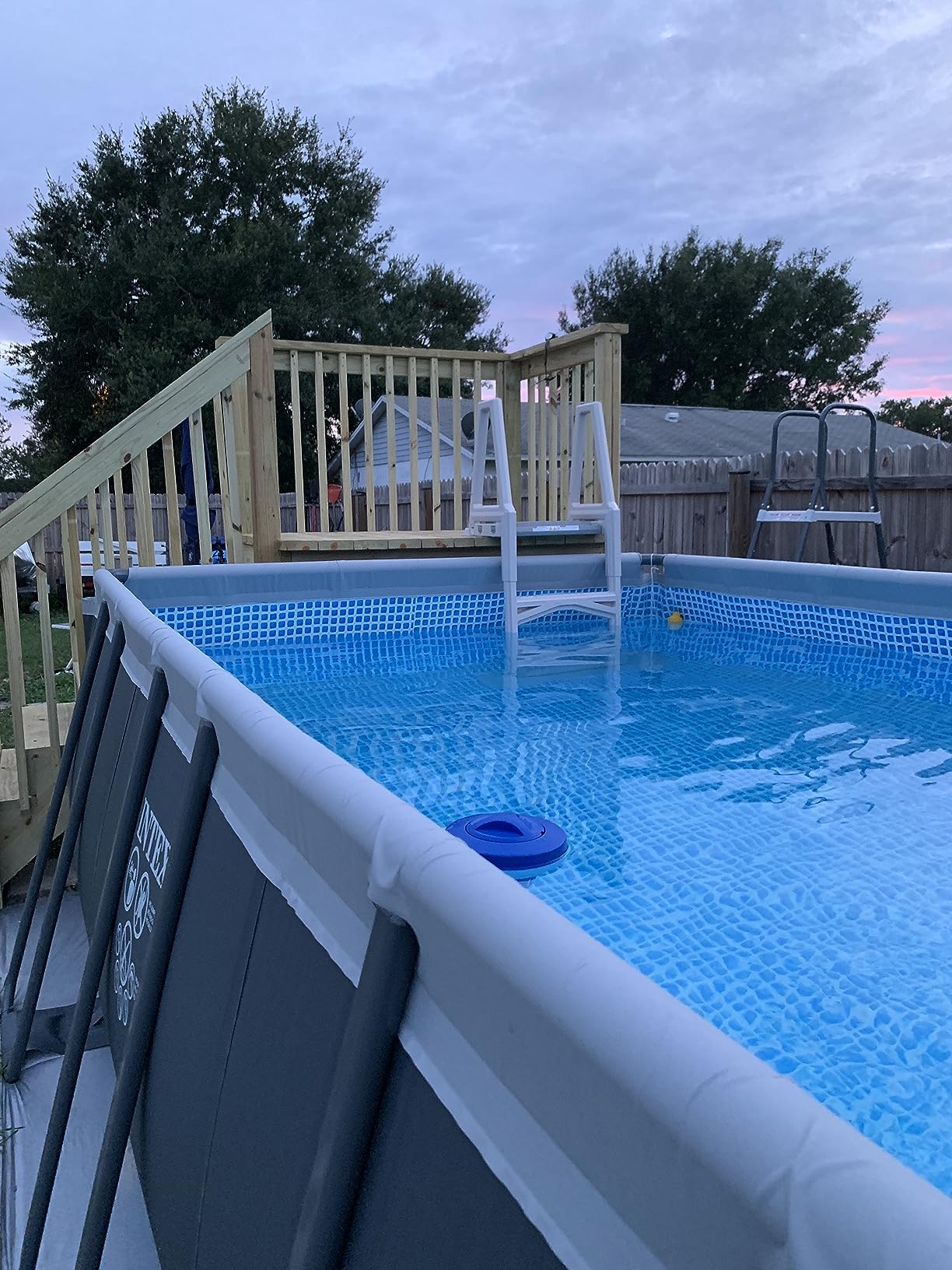 Confer Plastics 635-52X Sturdy Above Ground in-Pool Swimming Pool Ladder for Decks Adjustable from 46