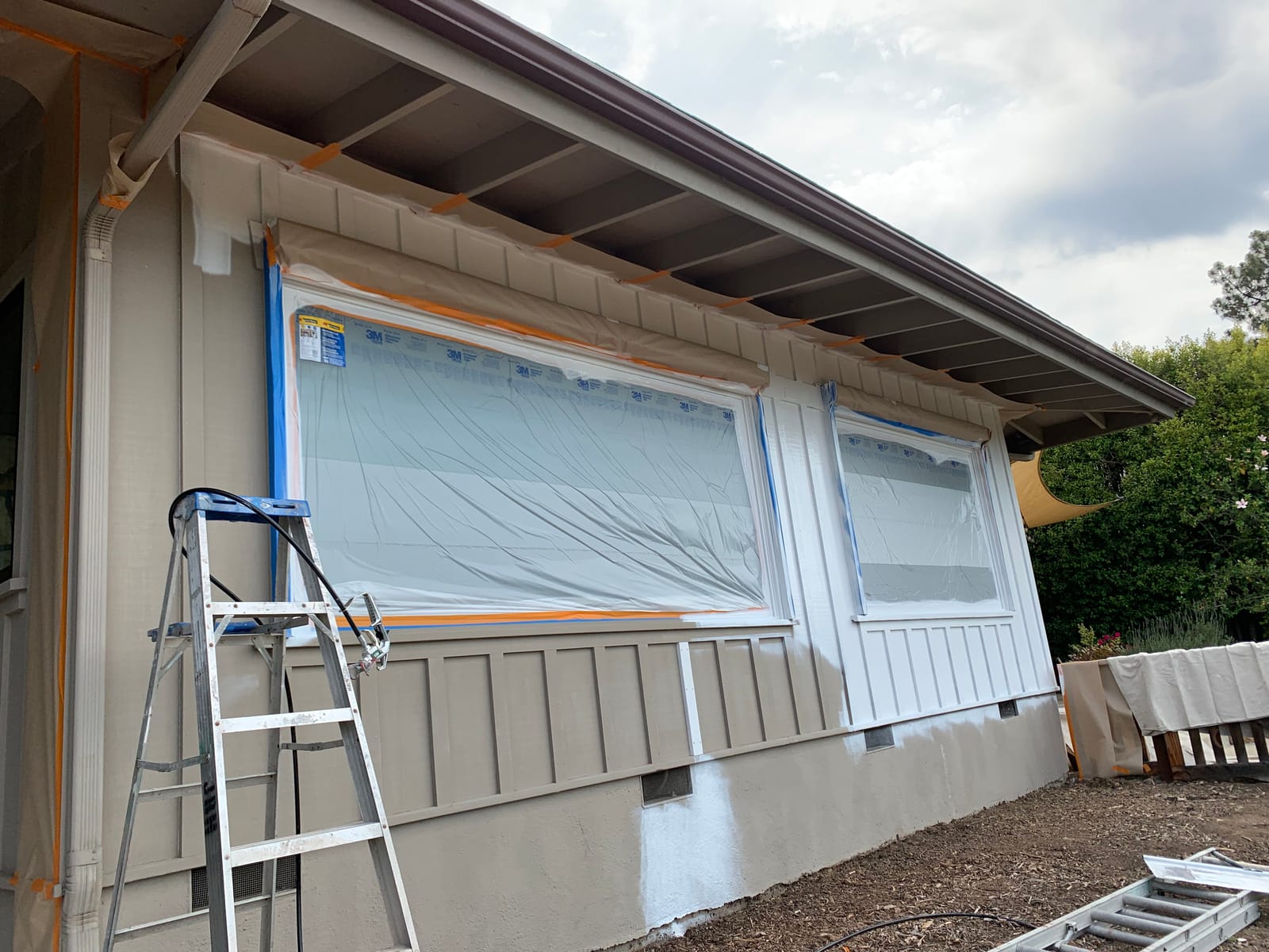 Titan ControlMax 1700 HEA Airless Paint & Stain Sprayer, Low Overspray customer photo 1