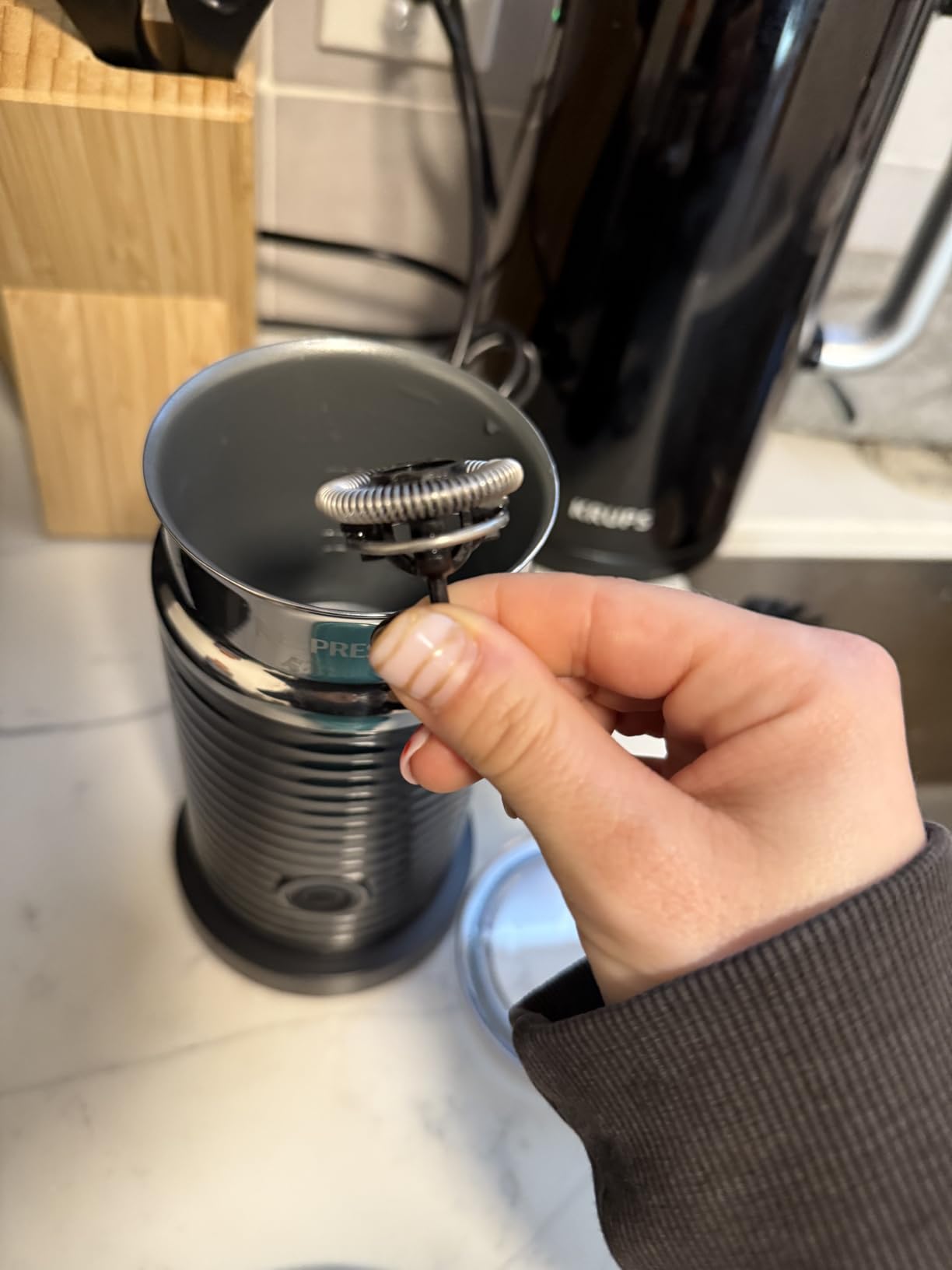 Nespresso Aeroccino 3 Milk Frother, Black, Steel | Steel customer photo 1