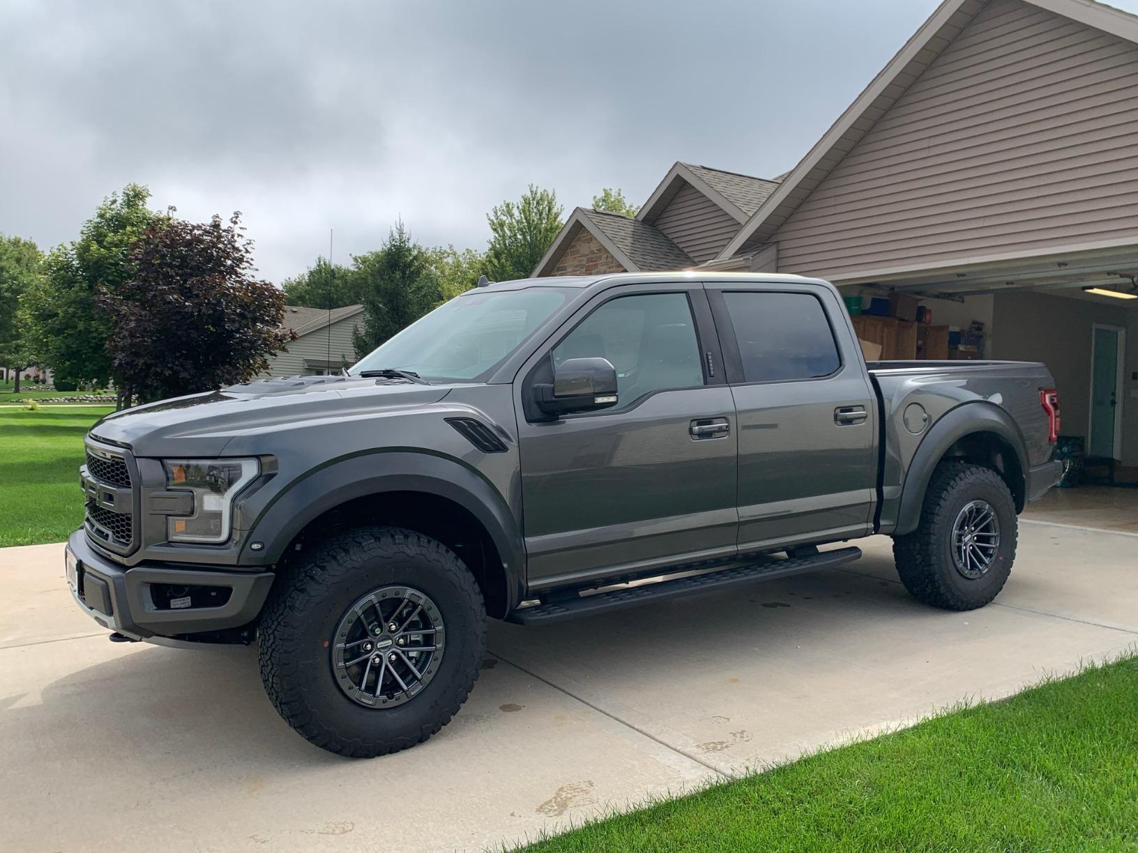 Griot's Garage Brilliant Finish Synthetic Clay for Car Detailing, Creates a Smooth Paint Surface and Lasts Longer Than Traditional Bars, 10691 customer photo 1
