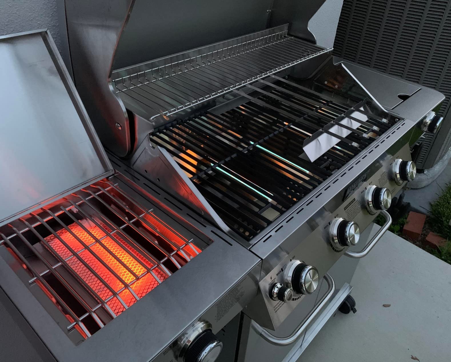 Monument Grills Larger 4+2 Burner Propane Gas Grills Stainless Steel Cabinet Style with Clearview® Lid, Knob Controls, Built-In Thermometer, Infrared Side Sear Burners & Side Burners, Outdoor Use customer photo 2