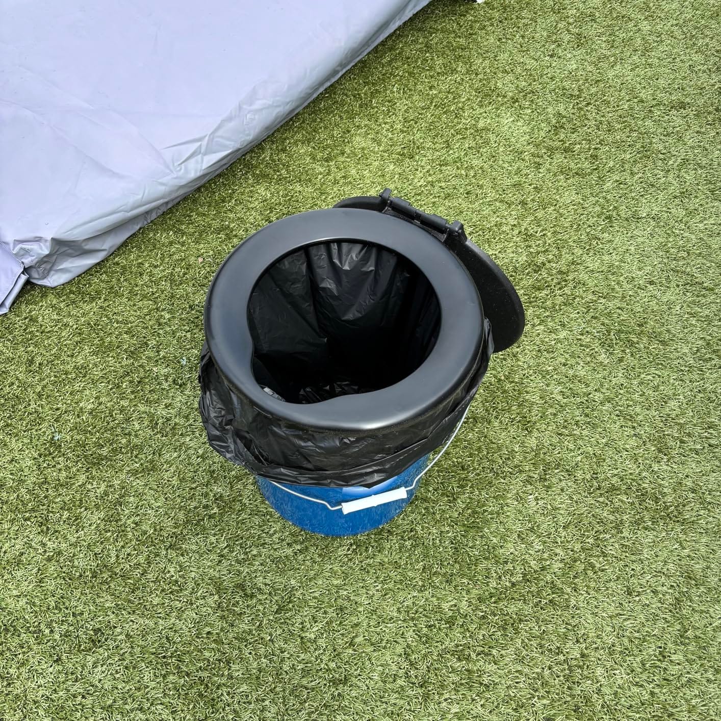 Camco Portable Toilet Bucket with Snap-On Seat and Lid, 5 Gallon, 41549 customer photo 2