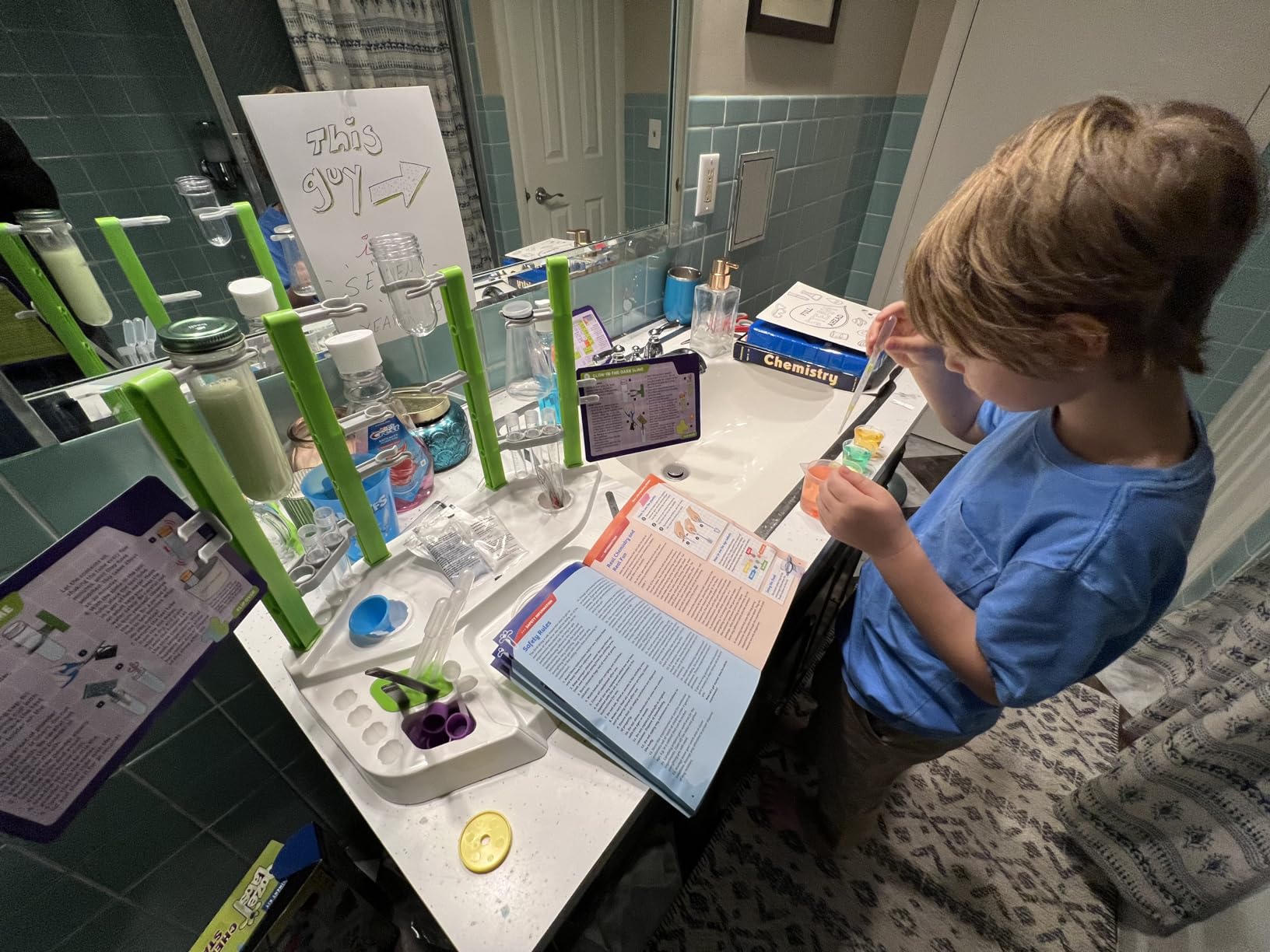Ooze Labs: Chemistry Station | Experiment Set customer photo 1