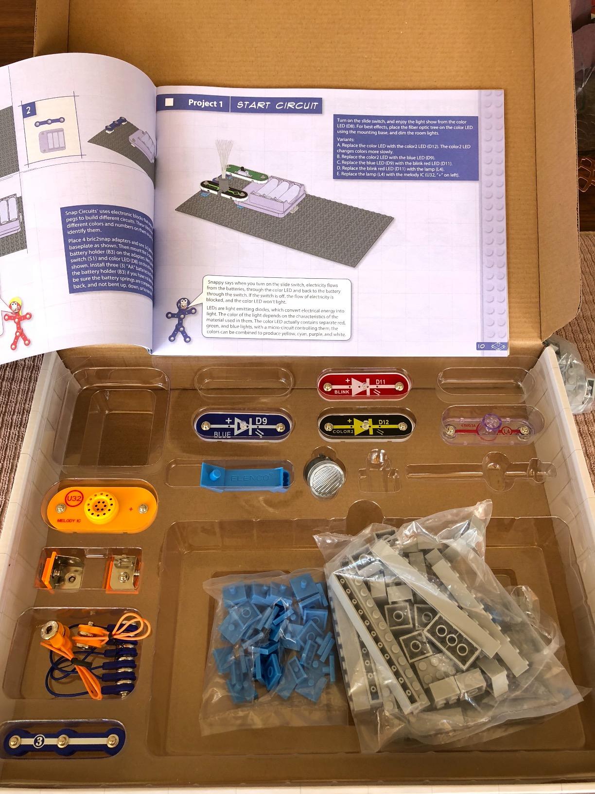 SNAP CIRCUITS BRIC Structures STEM Building & Electronics Kit, Ages 8+ customer photo 2