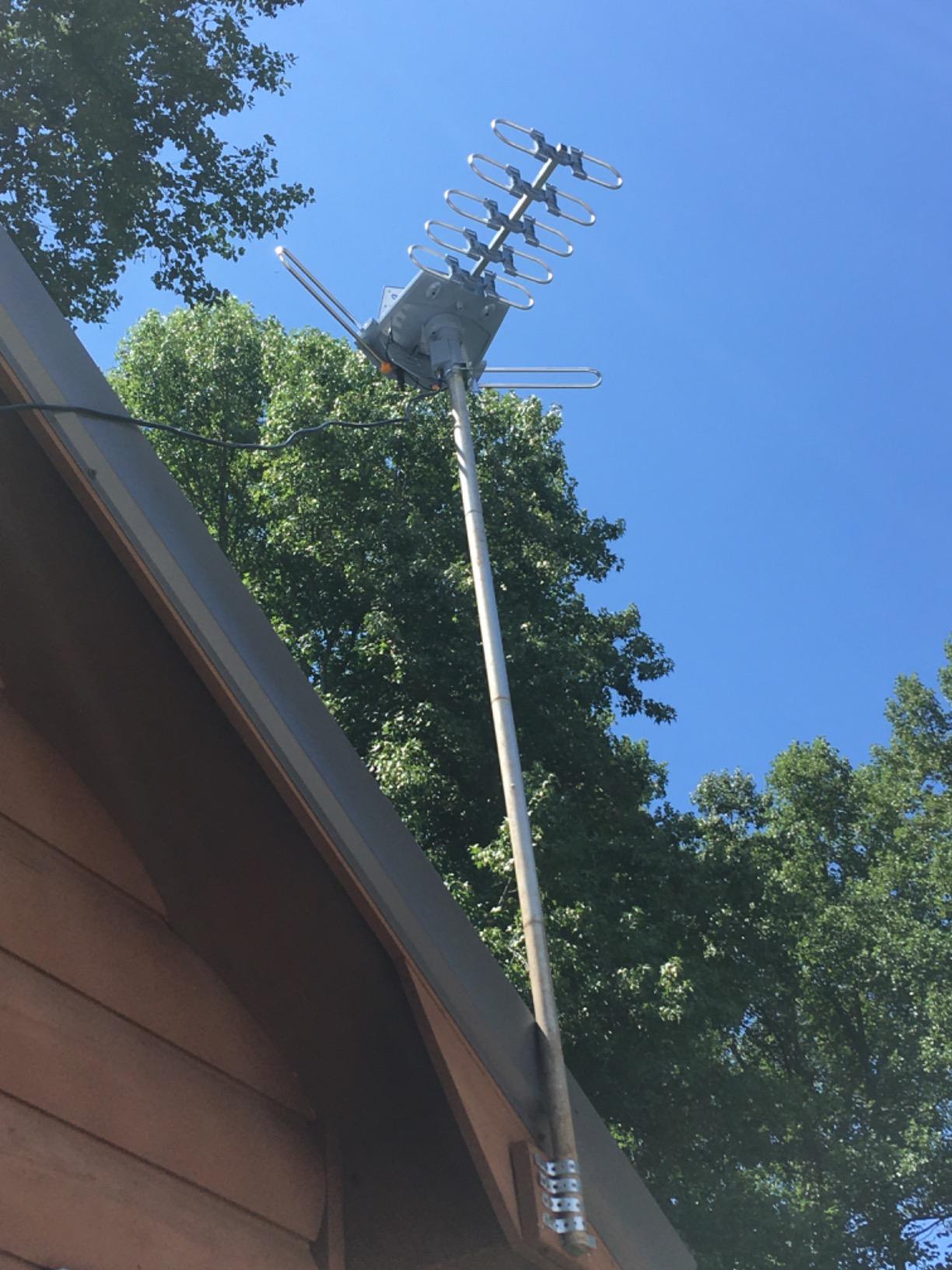 CeKay Motorized Outdoor HD TV Antenna, 360° Rotation with Remote, 150-Mile Long Range Amplified Digital Antenna for VHF/UHF, Supports 1080p/4K, Includes 40FT RG6 Coax Cable customer photo 2