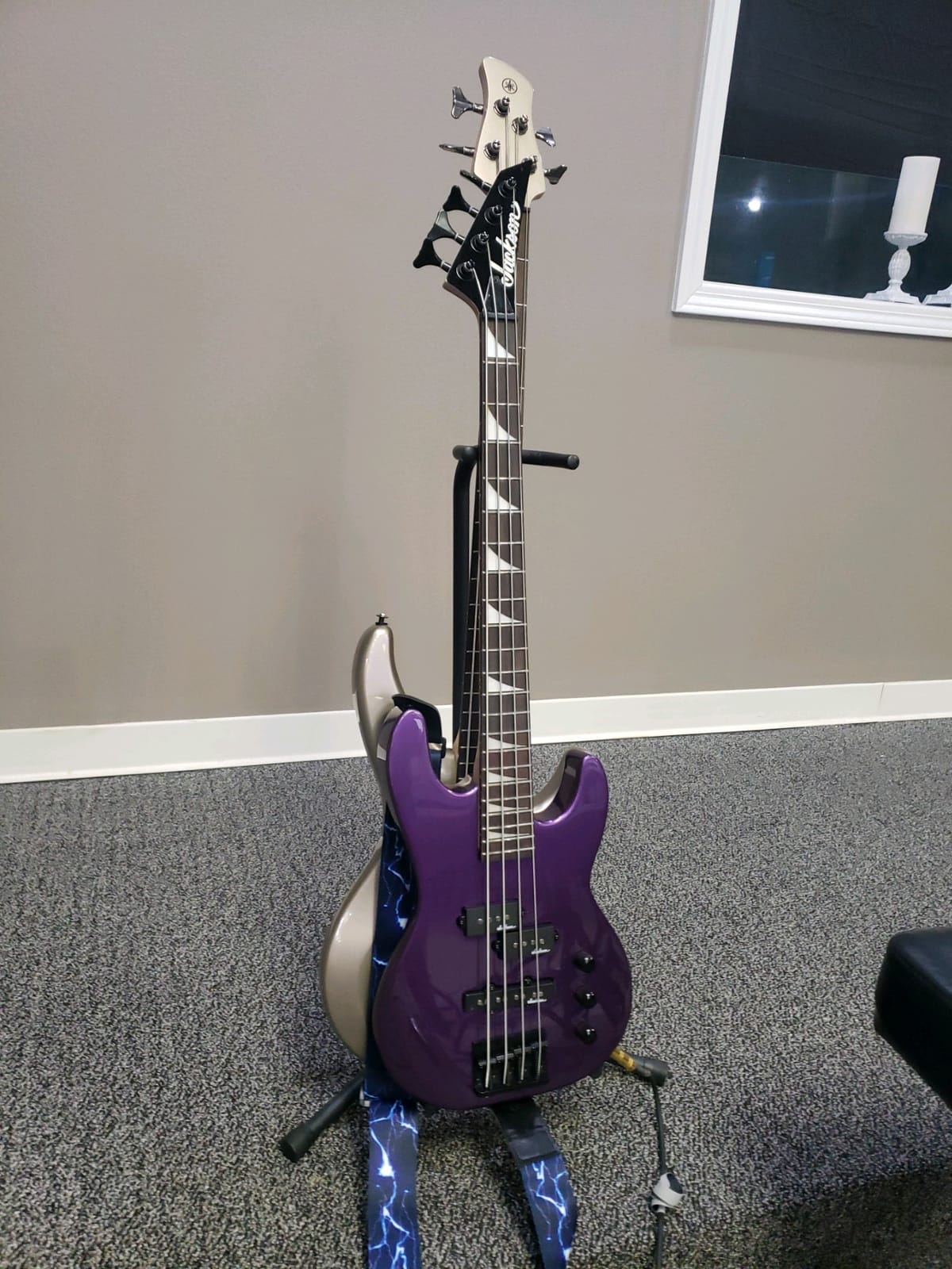 Jackson JS Series Concert Bass Minion JS1X, Amaranth Fingerboard, Pavo Purple customer photo 2