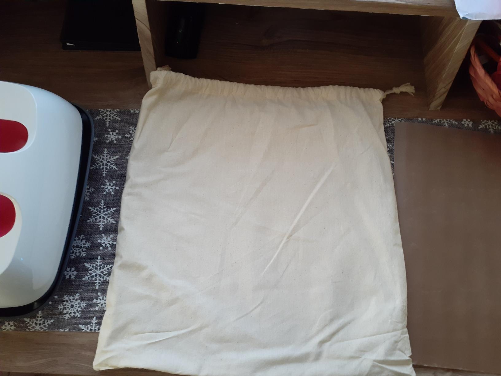 Cricut EasyPress 2-9 in x 9 in Heat Press - Heat Transfer Machine for T-Shirts, Tote Bags, Baby Clothes, Decor, & More - Easy to Use - Raspberry customer photo 2