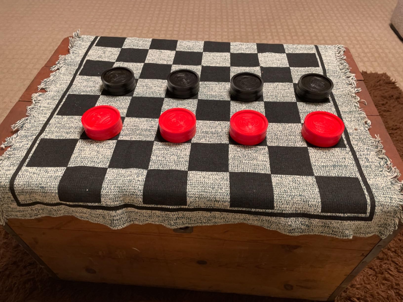 Lulu Home Jumbo Checkers, Giant 3-in-1 Checkers Game Rug Board Game Set, 2 Players customer photo 1