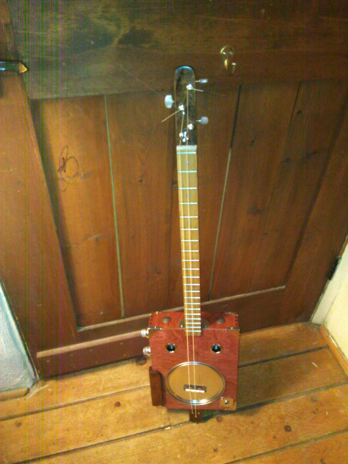 C. B. Gitty 'Tin Pan Alley' 3-String Paint Can Resonator Box Guitar DIY Kit customer photo 2