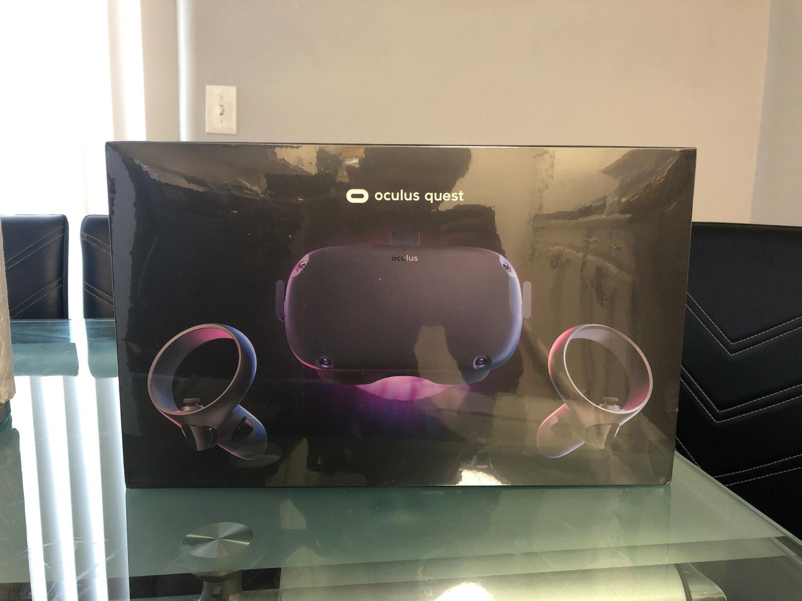 Oculus Quest All-in-one VR Gaming Headset – 64GB customer photo 1