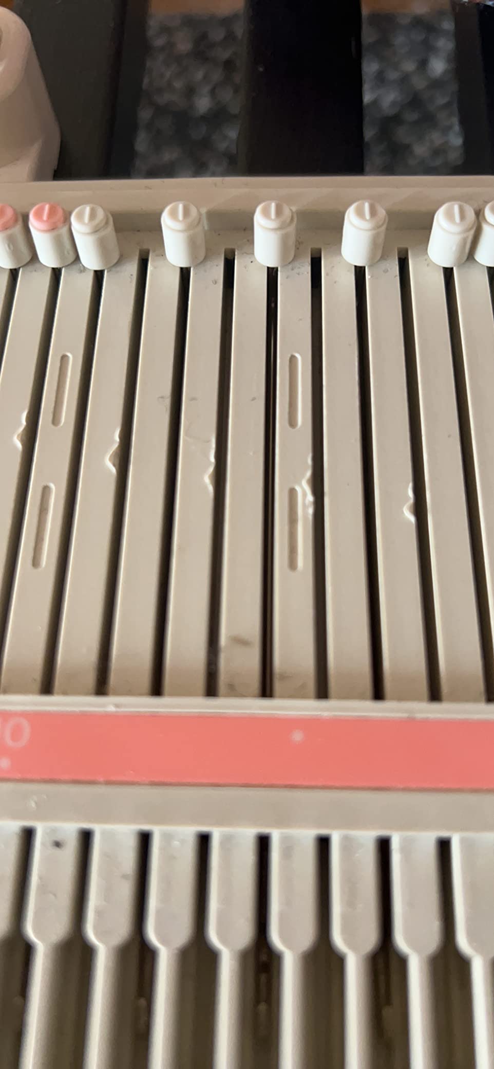 LK150 6.5mm Mid Gauge Plastic Domestic Knitting Machine Includes Yarn Needles Accessories for Adults/Kids customer photo 2