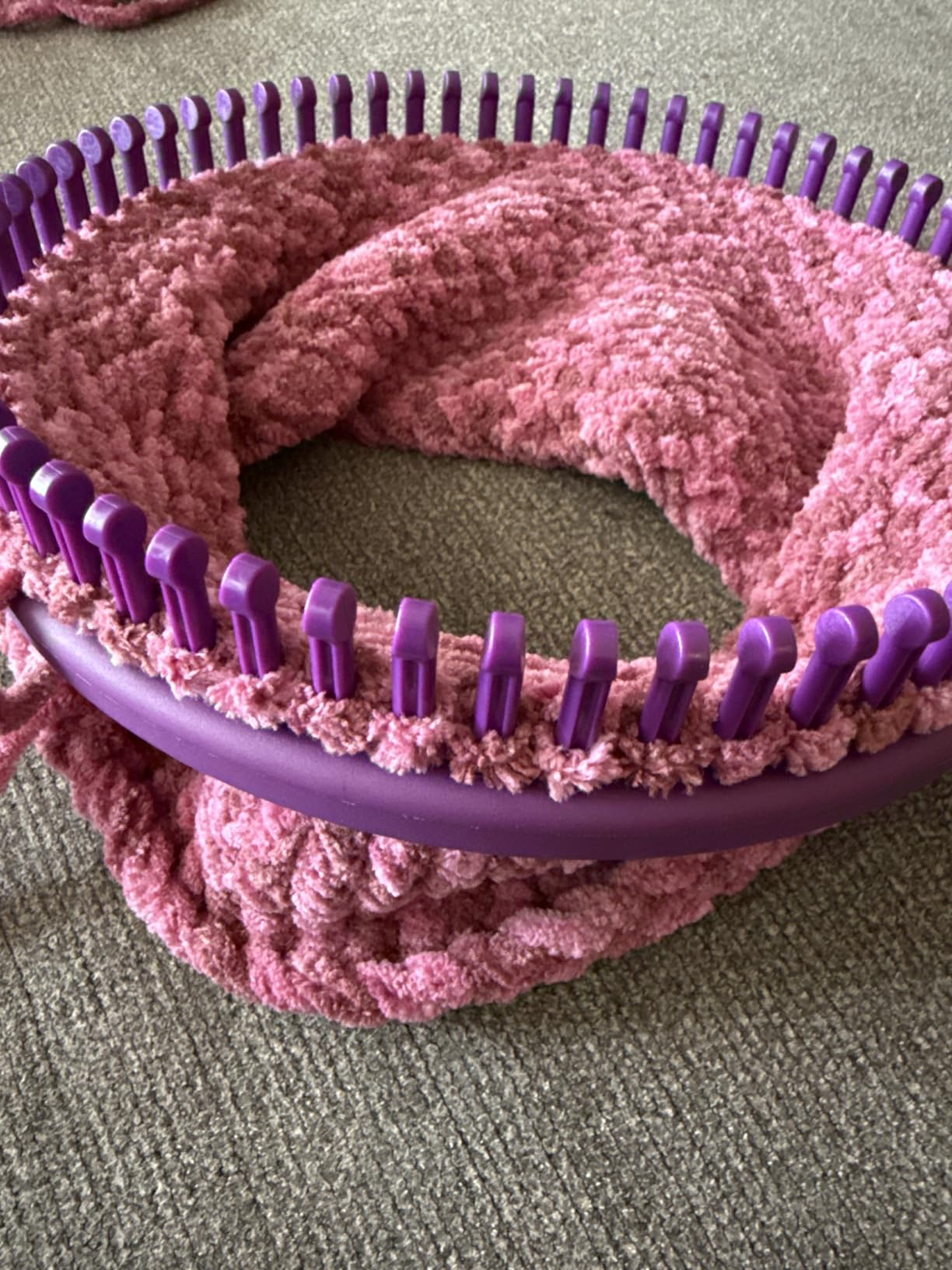 Authentic Knitting Board 'Premium' Chunky Round Knitting Loom Set customer photo 1