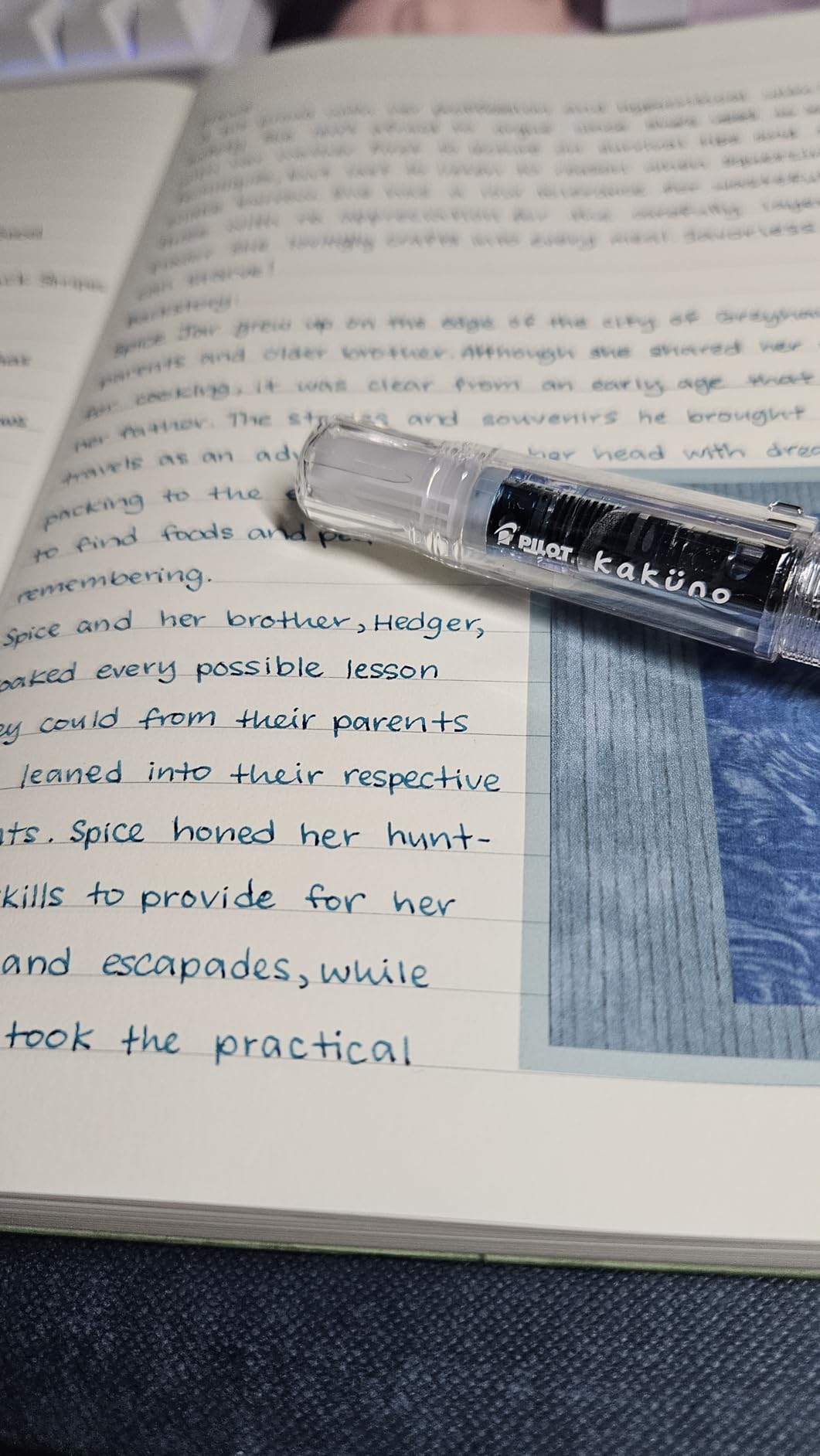 PILOT Kakuno Fountain Pen, Clear Barrel, Medium Nib, 0.5mm customer photo 2