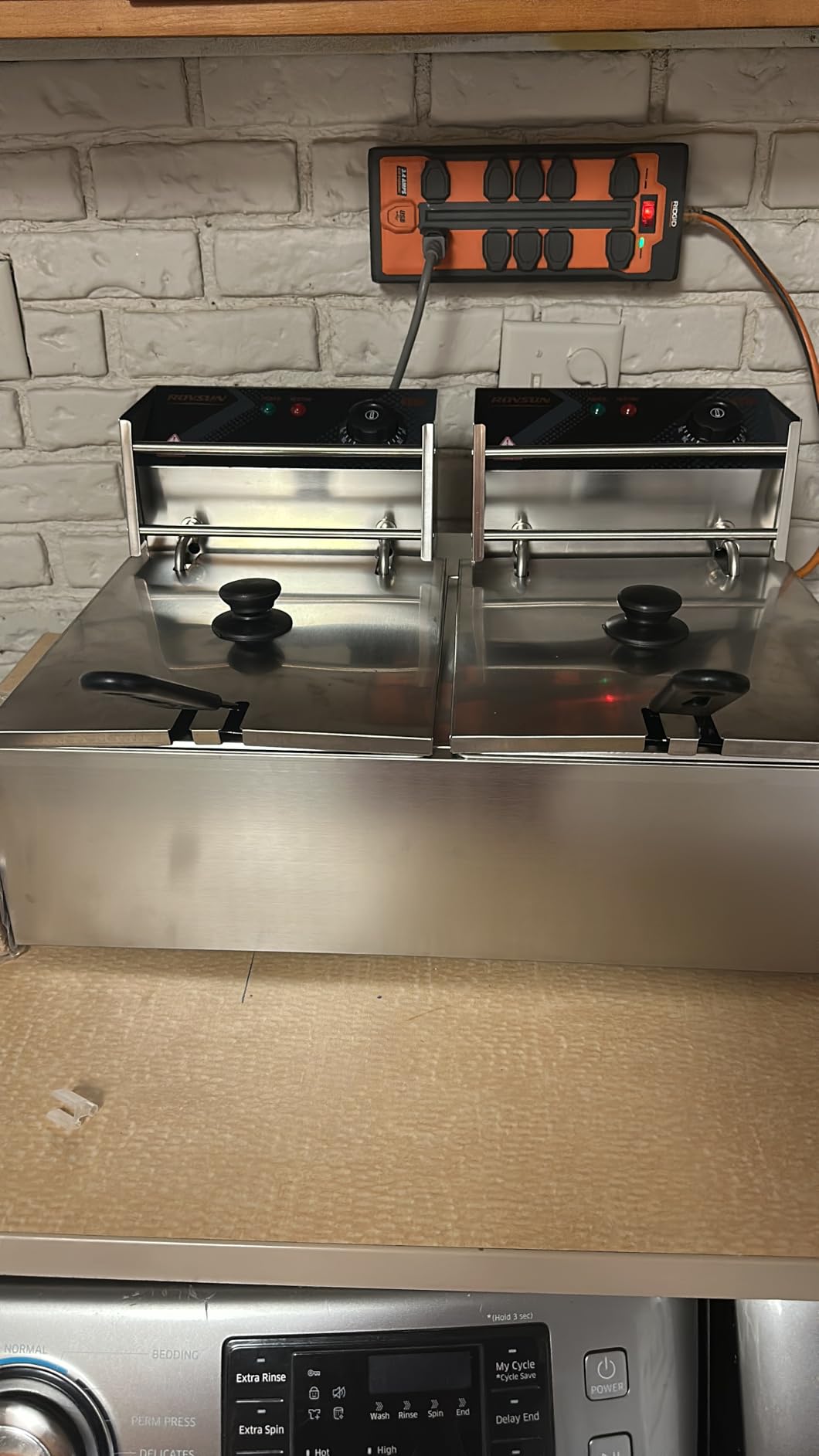 ROVSUN 22.8QT Commercial Deep Fryer with Baskets & Lids, 21.8L Stainless Steel Electric Double Fryer, Countertop Kitchen Frying Machine w/Temperature Control, French Fries Donuts 3400W customer photo 1
