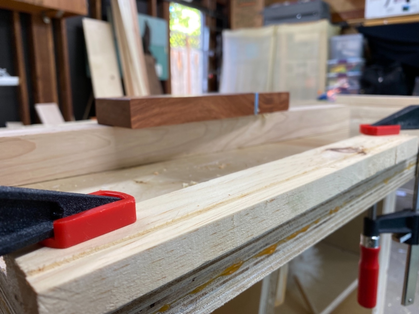 Woodworking Plane, Router Hand Plane Woodworking Shoulder Plane Carpenter Wood Cutting Tool Used for Planks, Plasterboard (9.7 * 2.5 * 0.9in) customer photo 1