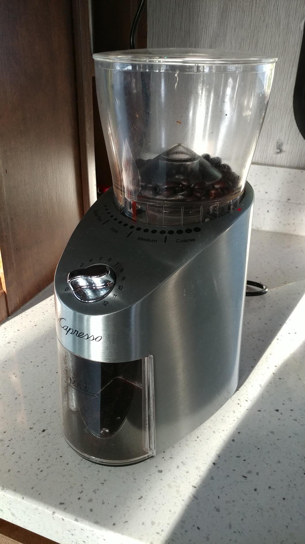 Capresso Infinity Plus Conical Burr Grinder, Black customer photo 2