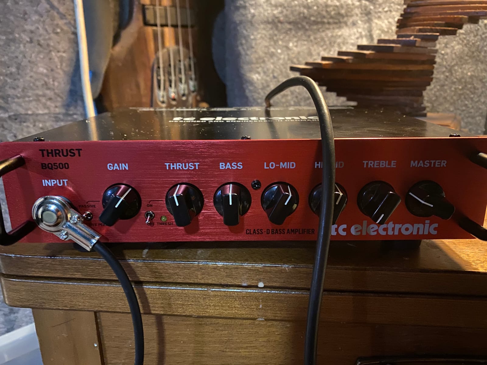 TC Electronic THRUST BQ500 500 Watt Portable Bass Head with Mosfet Preamp and Thrust Compressor customer photo 1