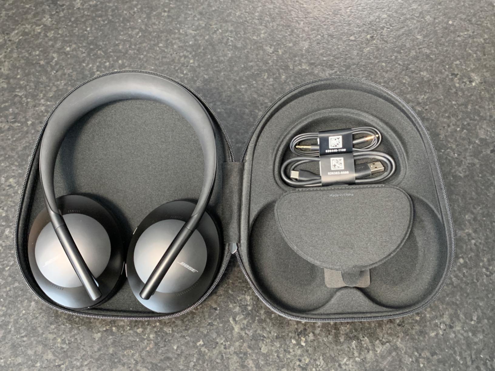 Bose Headphones 700, Noise Cancelling Bluetooth Over-Ear Wireless Headphones with Built-in Microphone for Clear Calls and Alexa Voice Control, Black customer photo 2