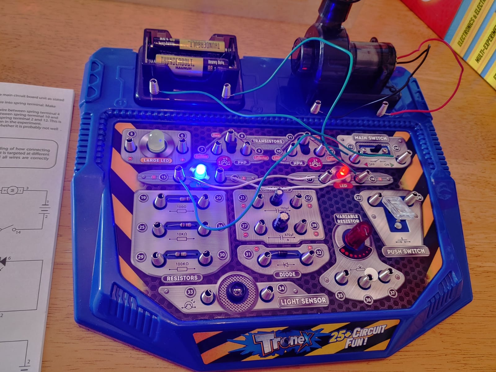 Playz Advanced Circuit Board for Kids, Science Kits for Kids Age 8-12 customer photo 1