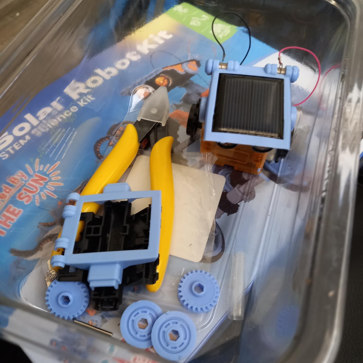 Sillbird 12-in-1 Solar Robot Building Kit STEM Gift for Boys Ages 8-13 customer photo 1