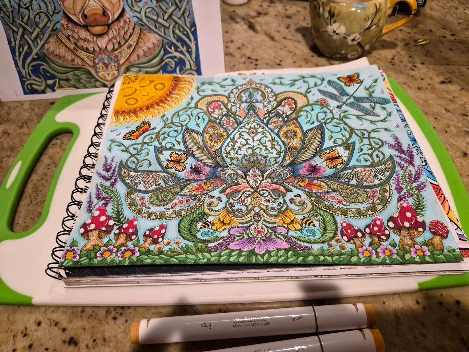 Ohuhu Alcohol Markers - 160-color AP Certificated Double Tipped Art Marker Set for Artist Adults Cozy Coloring Sketch Illustration - Chisel and Fine Dual Tips - Oahu of Ohuhu Markers - Refillable customer photo 1