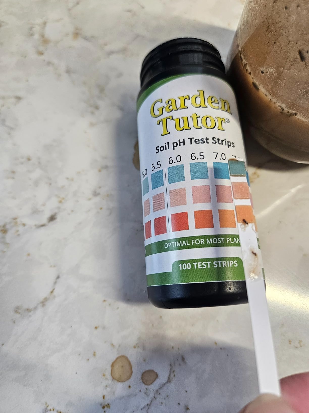 Garden Tutor Soil pH Test Kit – 100 Strips with AI-Powered Web Reader – Accurate Testing for Lawn, Garden & Compost – pH 3.5–9 customer photo 1
