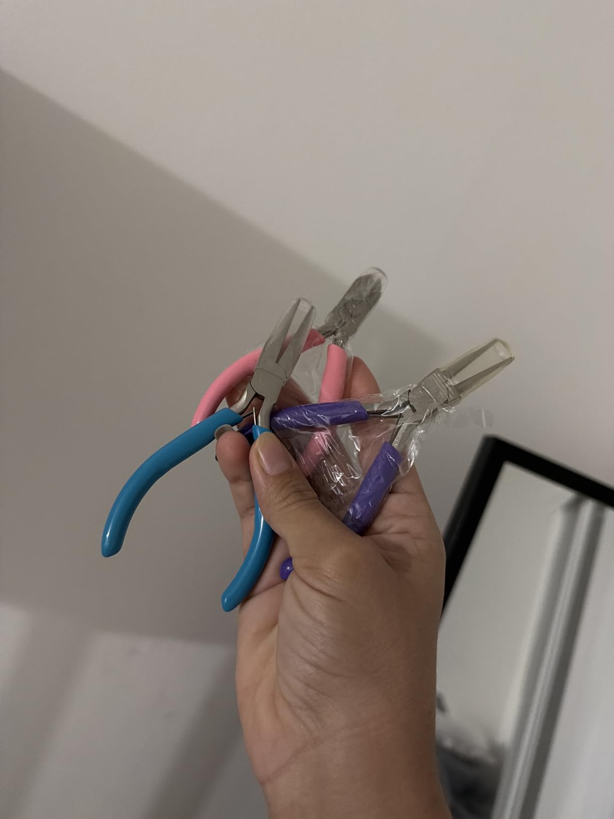 Shynek 3pcs Jewelry Making Plier Tools with Needle/Chain/Round Nose Pliers and Wire Cutter for Jewelry Repair, Wire Wrapping, Crafts, Jewelry Making Supplies customer photo 2