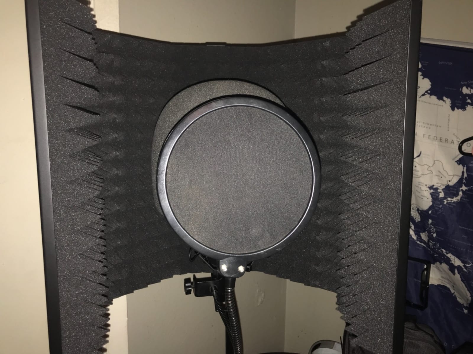 Aokeo Studio Recording Microphone Isolation Shield with Pop Filter & Tripod Stand,High Density Absorbent Foam to Filter Vocal,Foldable Sound Shield for Blue Yeti and Condenser Microphones customer photo 2