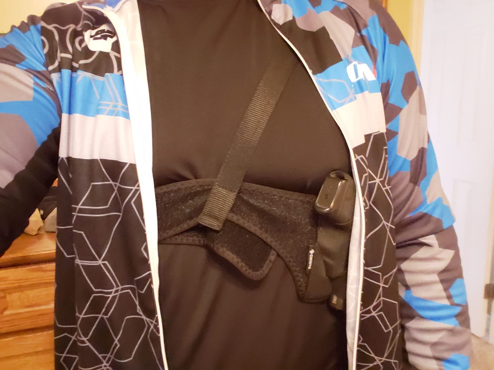 AIKATE Deep Concealment Shoulder Holster, Universal Underarm Gun Holster for Men and Women, Fits Subcompact and Compact Pistols for S&W Bodyguard, M&P Shield 9mm, Glock 19 26 42 43, Sig P365 customer photo 2
