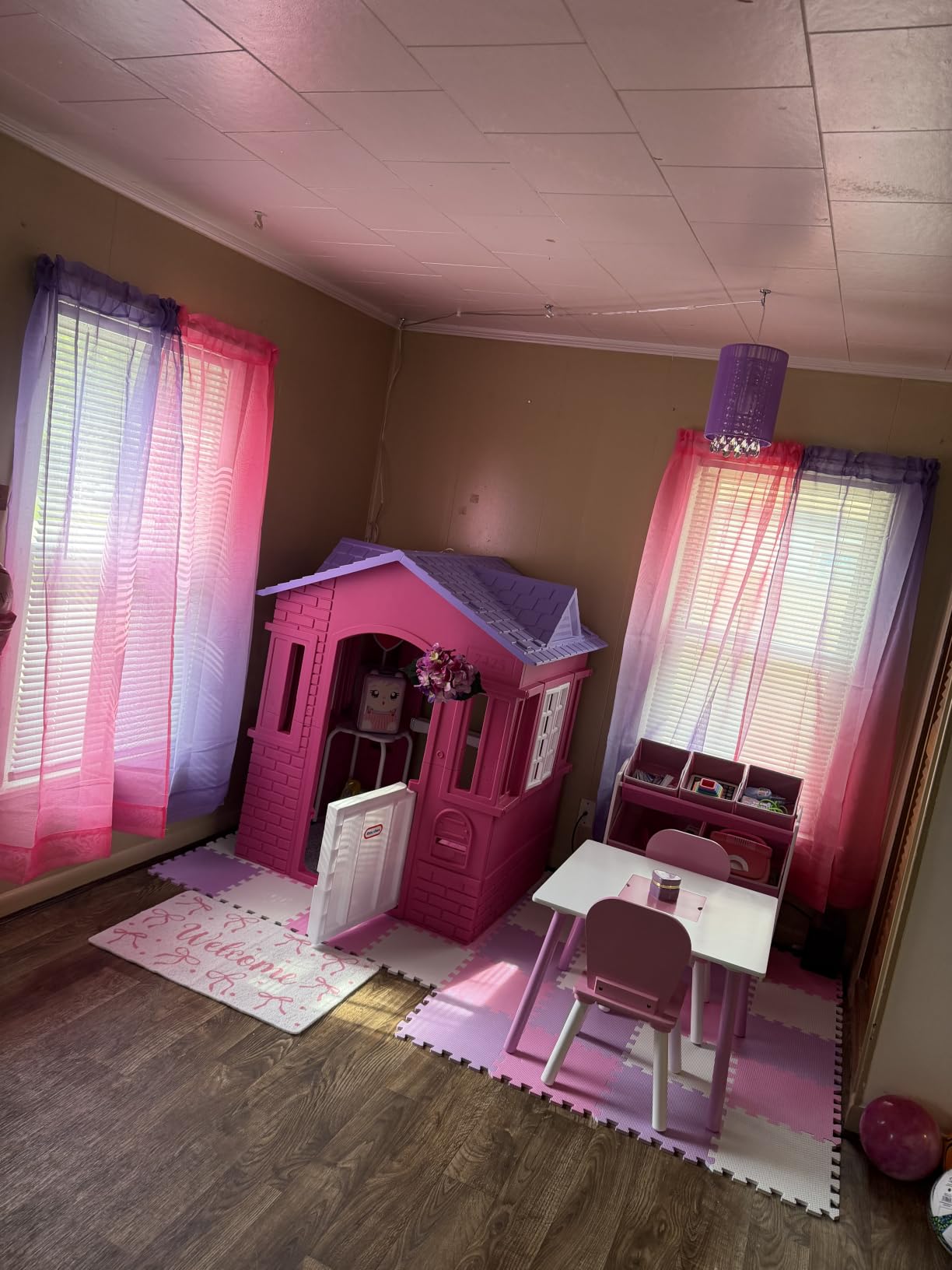 Little Tikes Cape Cottage Playhouse with Working Door, Windows, and Shutters - Tan, Toddlers Ages 2+ Years customer photo 2