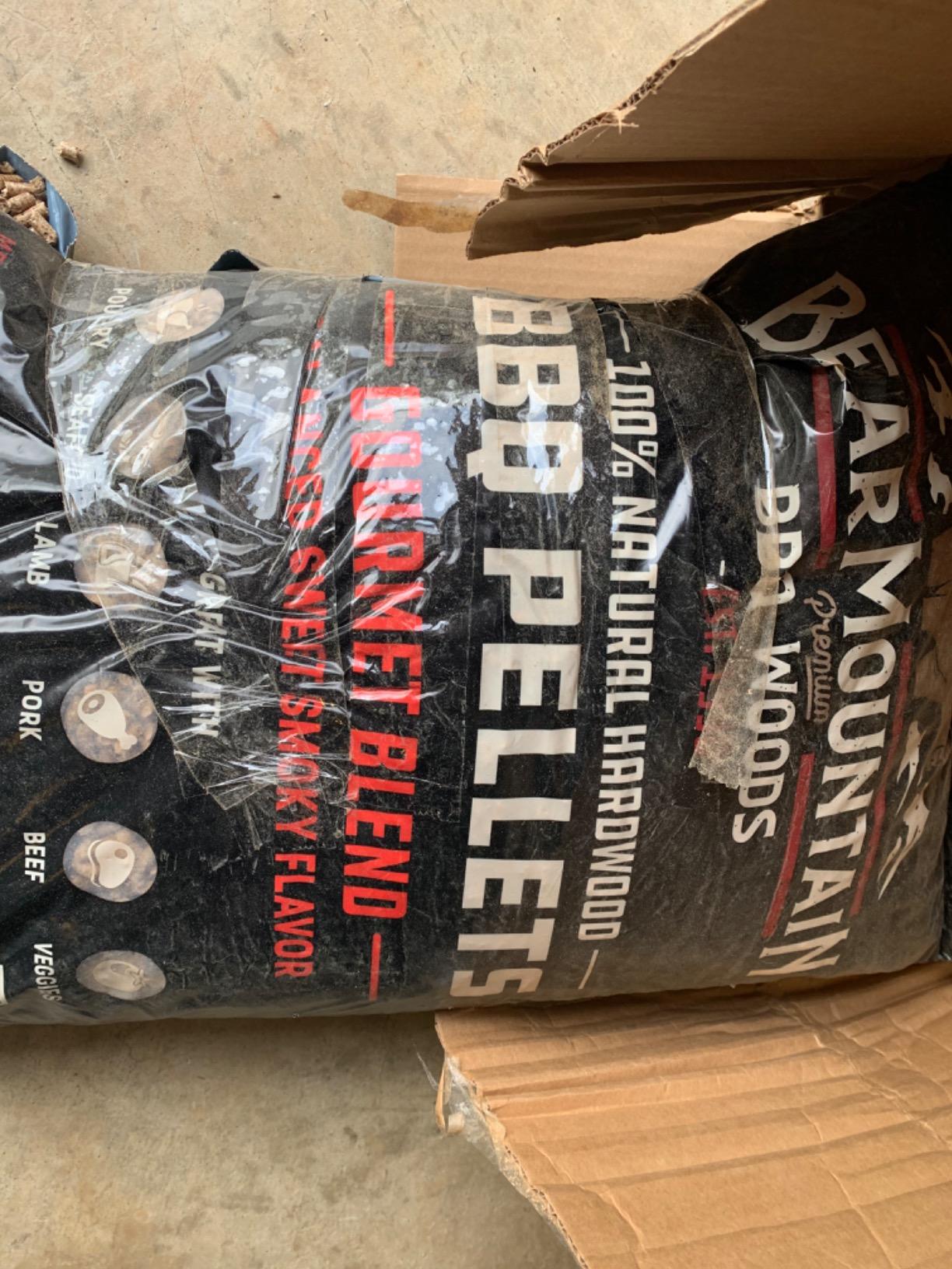 Bear Mountain Hickory Wood Pellets for Smoker and Grill, 40lb Bag customer photo 2