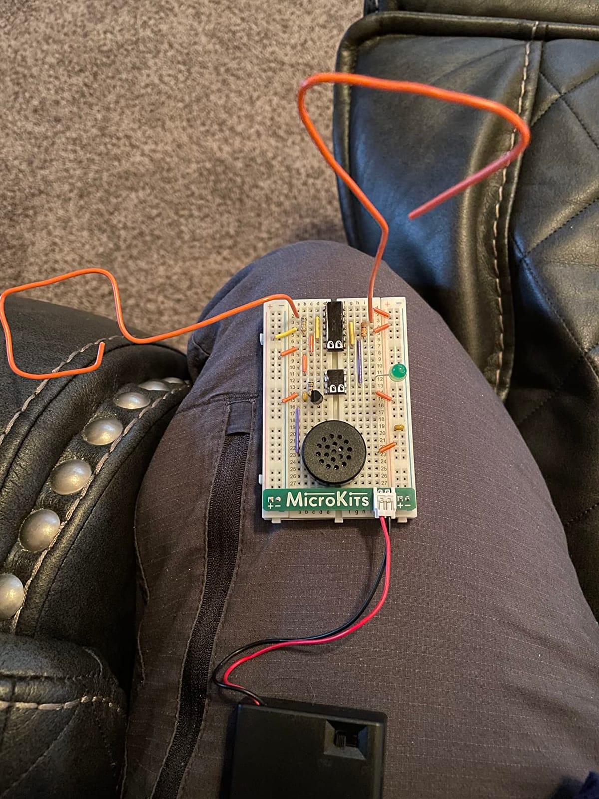 MicroKits Theremin Electronics Kit: Make Your Own Electric Field Instrument customer photo 1