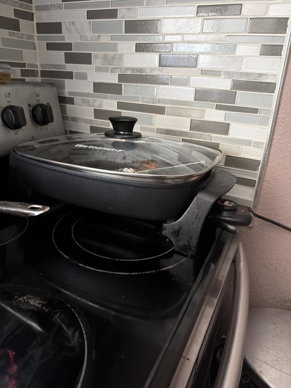 Elite Gourmet EG6201 Non-Stick Electric Skillet, 12