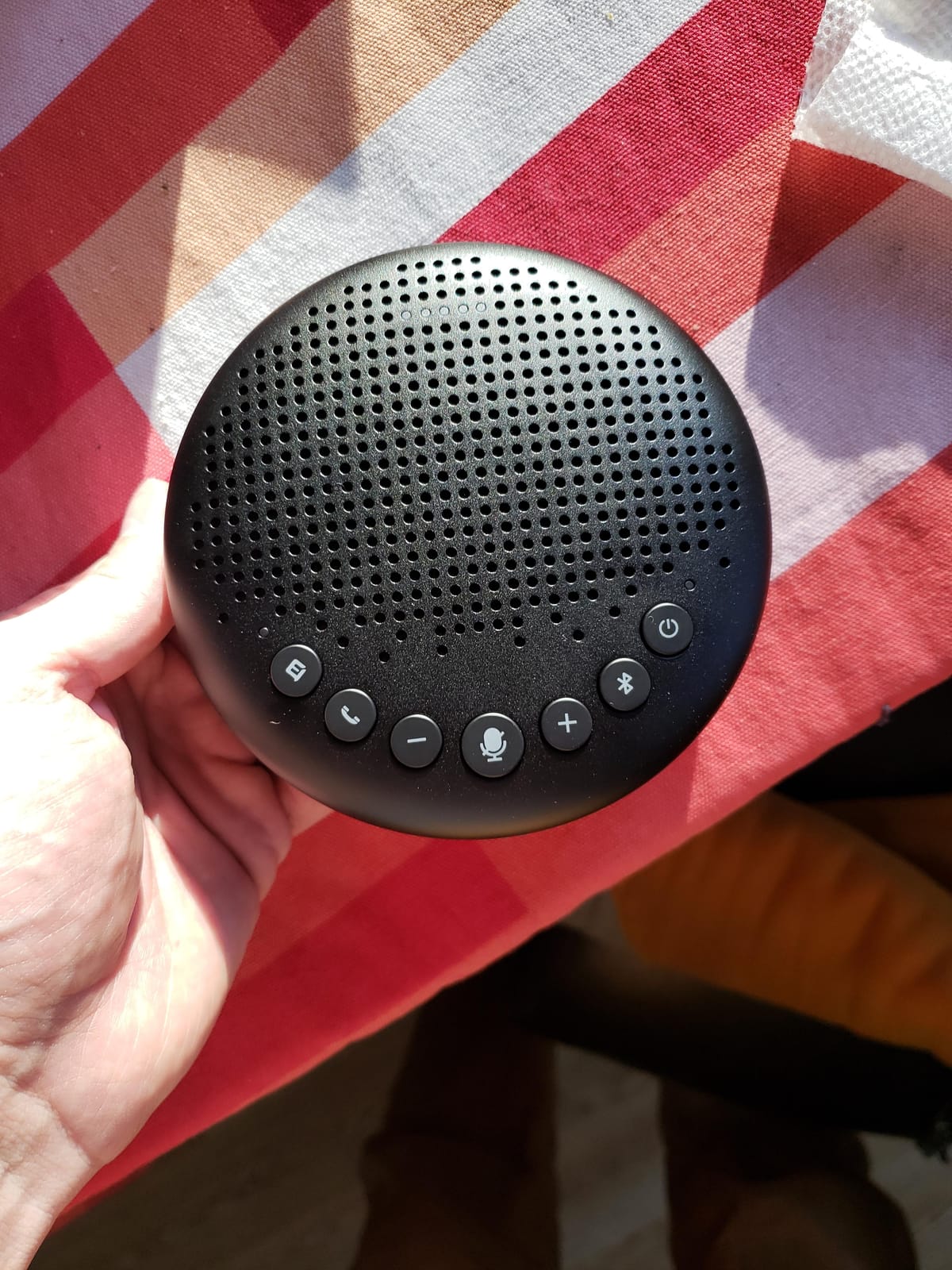 EMEET Luna Conference Speaker and Microphone, 360° Voice Pickup for 8 Users | Noise Reduction/Mute/Indicator USB Bluetooth Speakerphone w/Dongle Daisy Chain for 16 Compatible with Leading Software customer photo 2