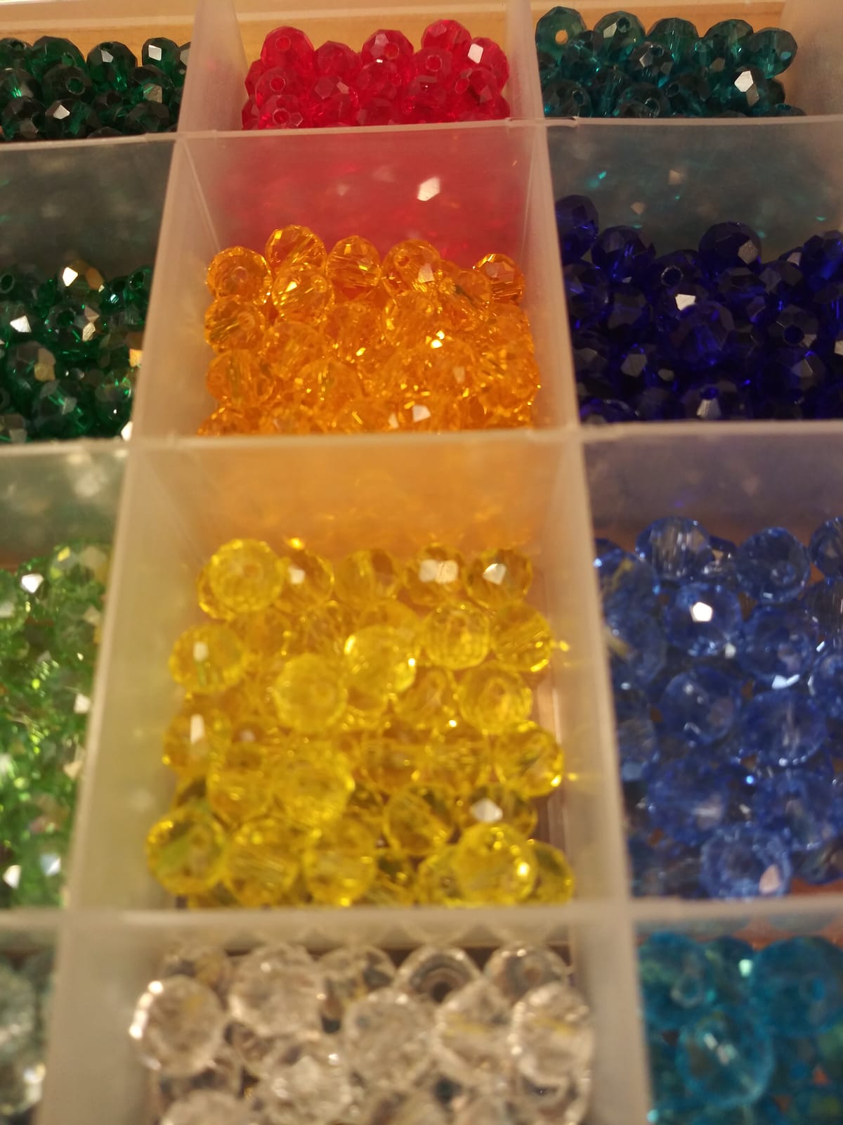 Incraftables 1200 Piece Crystal Bead Kit – 6mm Briolette Crystal Glass Beads for Jewelry Making – 24 Sparkly Colors – Beads for Bracelets, Crafts & DIY Projects – Sparkly Beads for Adults & Beginners customer photo 1