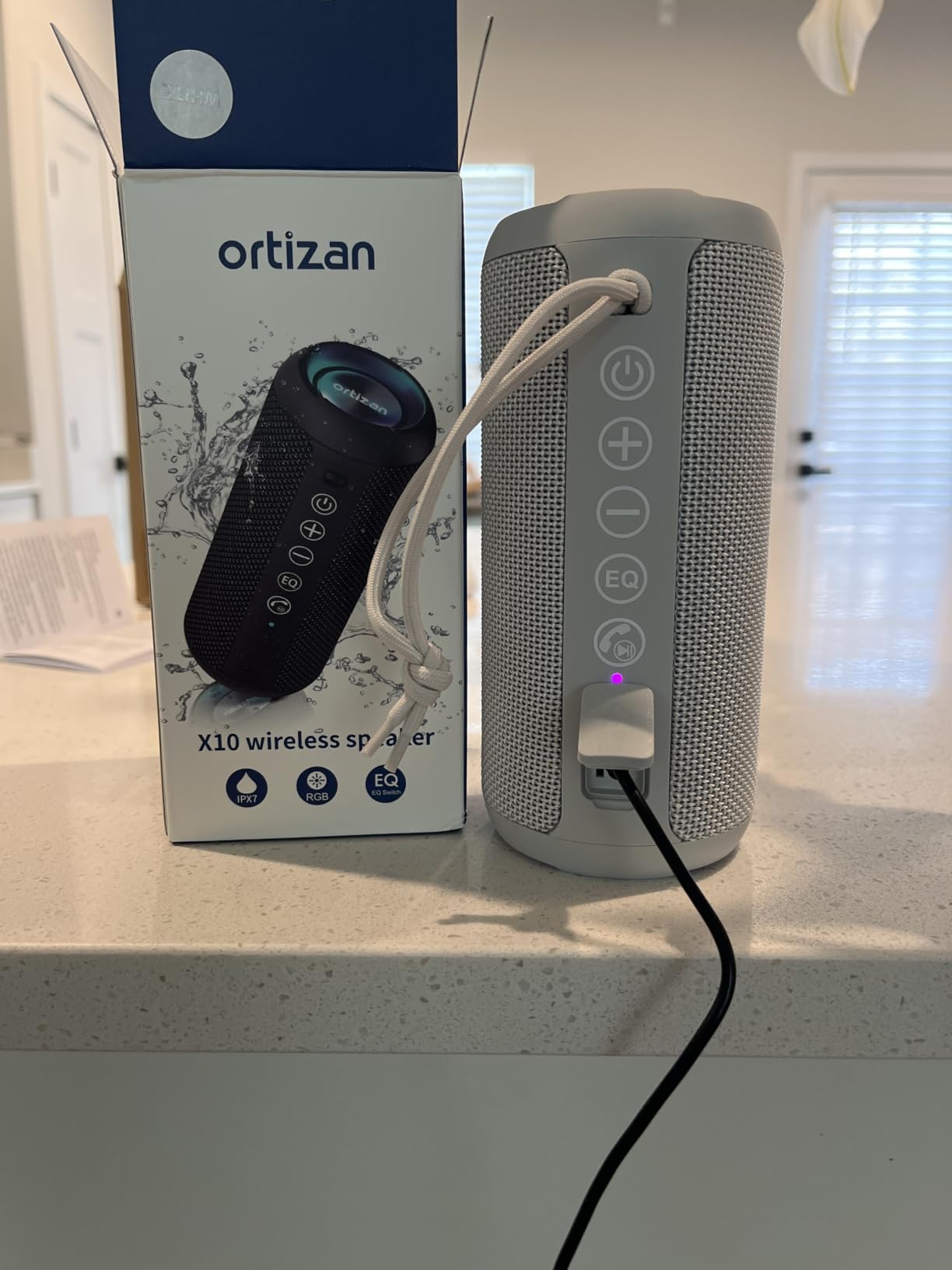 Ortizan X10 Portable Bluetooth Speaker (1st Gen), IPX7 Waterproof, Wireless customer photo 1