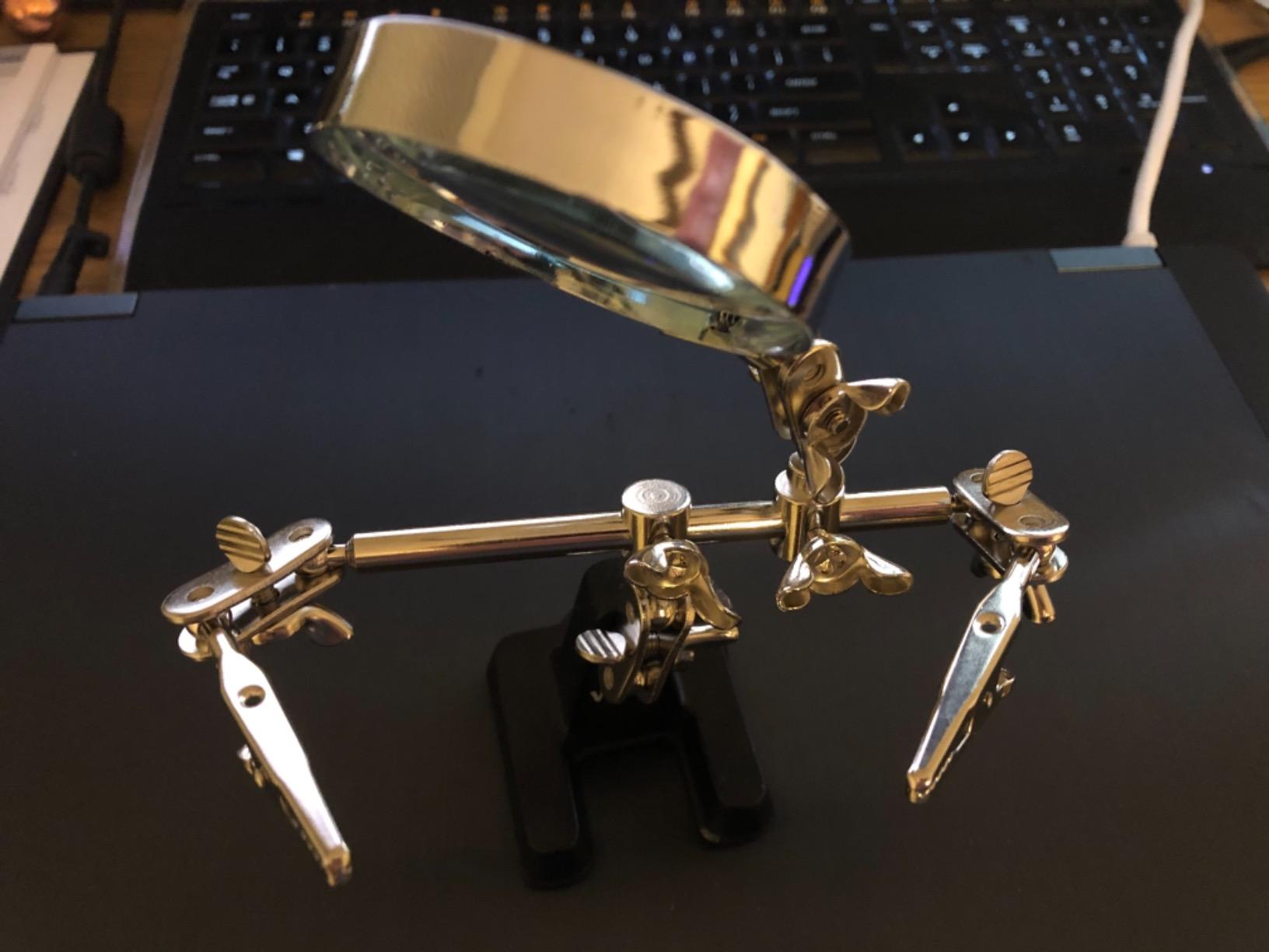 Weller Genuine Helping Hands with Magnifier | WLACCHHB-02 customer photo 2