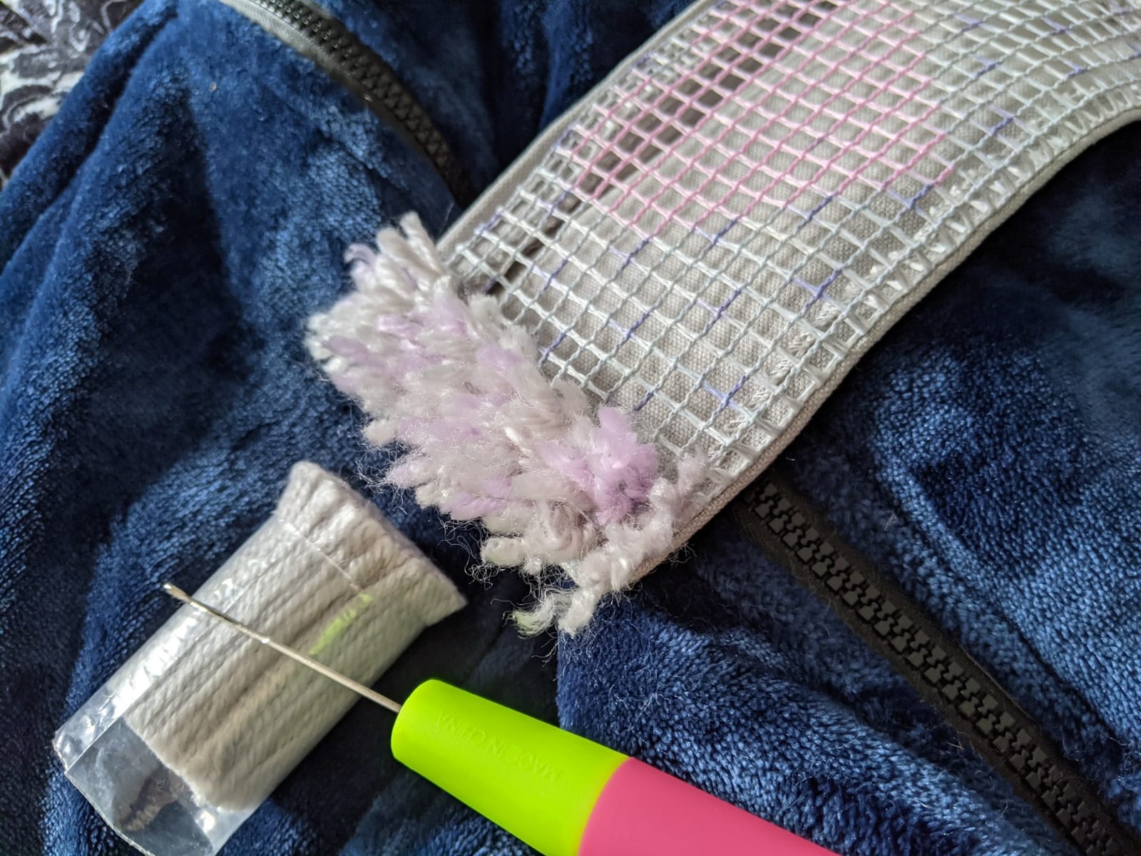 Latch Hook Kit for Kids - 2 DIY Rug Pencil Cases, Beginner Ages 8-12 customer photo 1