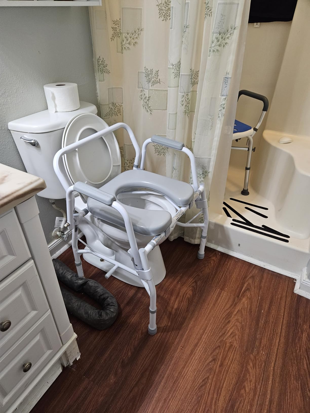 Medline Adjustable Steel Drop-Arm Bedside Commode, Portable Bedside Toilet, 350 lb Weight Capacity Removable 7.5 QT. Bucket, Toilet Chair For Elderly, Tool-Free Assembly customer photo 2